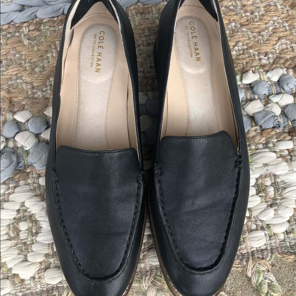 Cole Haan black grainy leather The Go To Loafer size 8